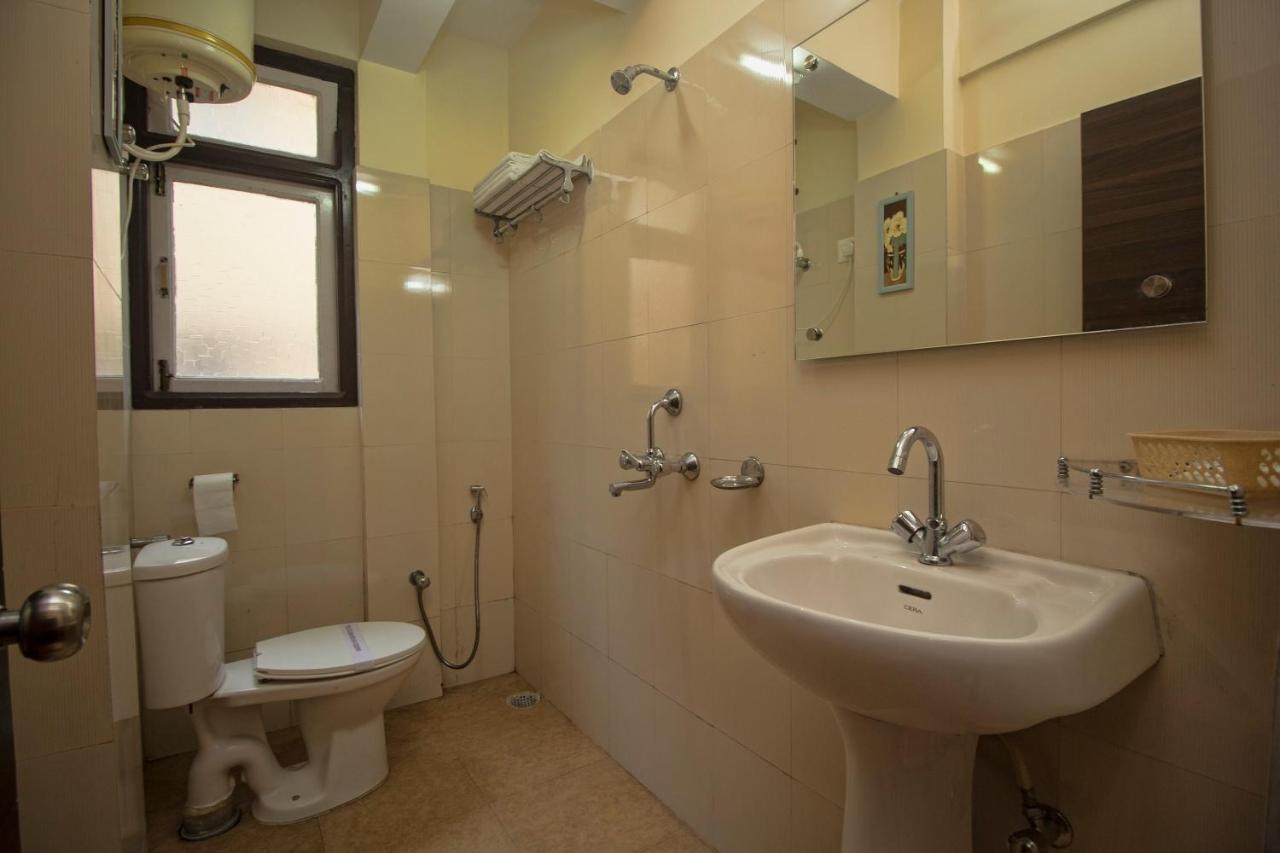 Super Hotel O Kshounish Residency Malda Экстерьер фото